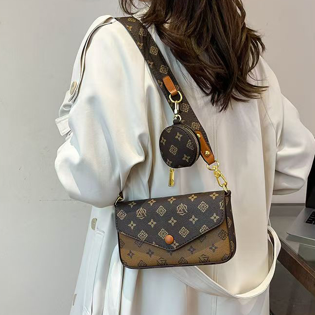 Designer Bags ALL IN ONE BAGS Fashion Shoulder Bags Underarm Bags Women's Bags Luxury Chain Leather Bags Hundreds Luxury Printed Leather 77