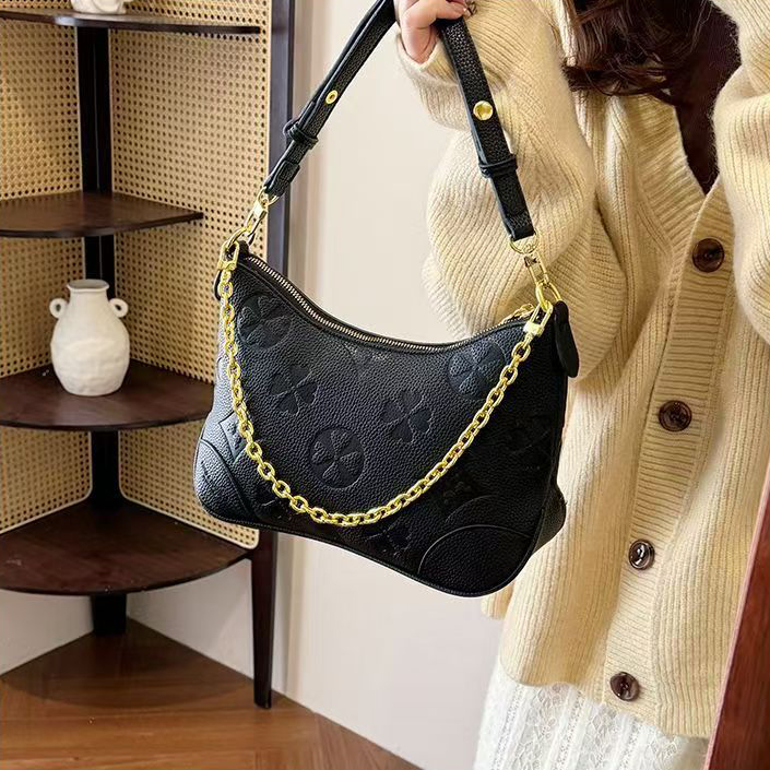 Designer Bags Black embossing Round bag Fashion Shoulder Bags Underarm Bags Women's Bags Luxury Chain Leather Bags Hundreds Luxury Printed Leathe