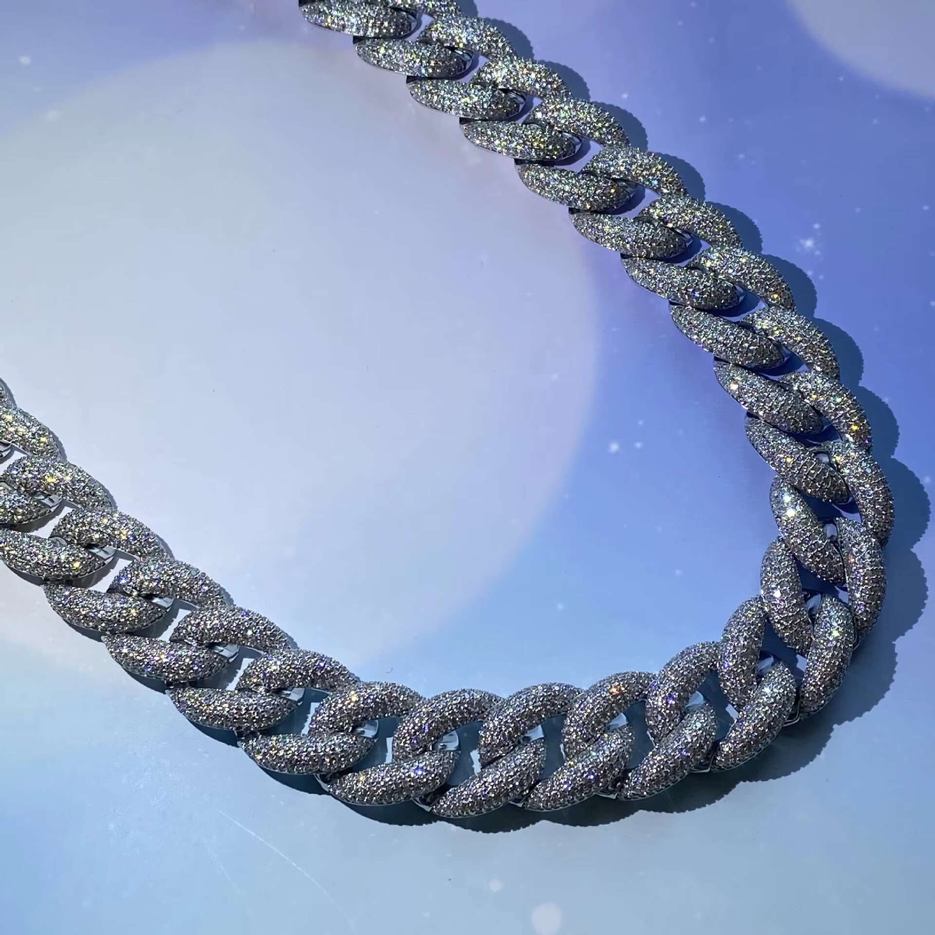 Hip Hop Style Miami Cuban Link Chain Iced Out Necklace S925 Plated White Gold D Color VVS GRA Moissanite