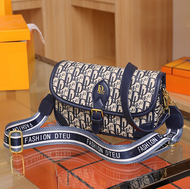 Hot Saddle Bags Designer Bags Fashion Women's Luxury Bags Crossbody Mini Bags High Quality Leather Flap Armpit New Designer Medium Handbags