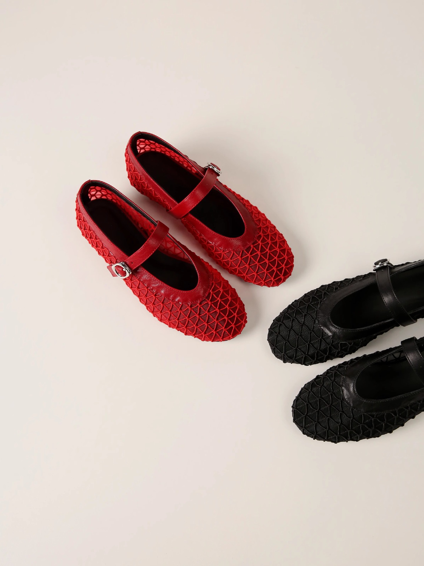 Designer Vintage Casual Stylish Fashion Ballet Flat Shoes Woman Mesh Hollow Outs Mary Jane Shoes Loafers Beach Summer Holiday Walking Shoes Women Shallow Sandals