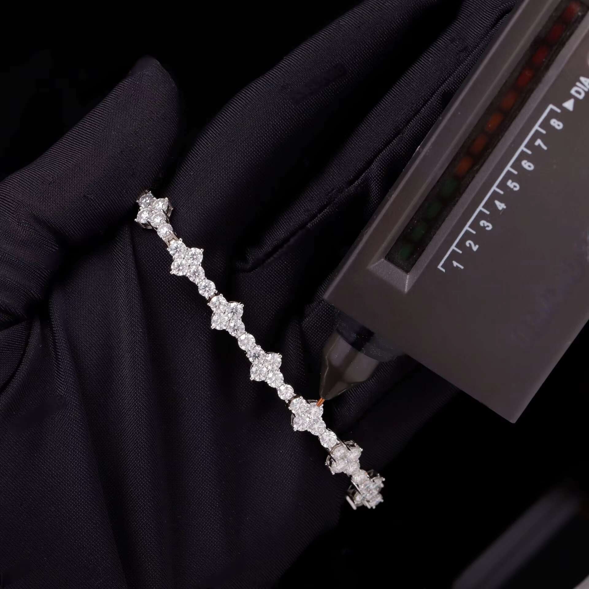 Pass Diamond Tester 11mm Moissanite Infinity Cuban Link Bracelet 925 Silver VVS Mossanite Iced Out Cross Cuban Bracelet