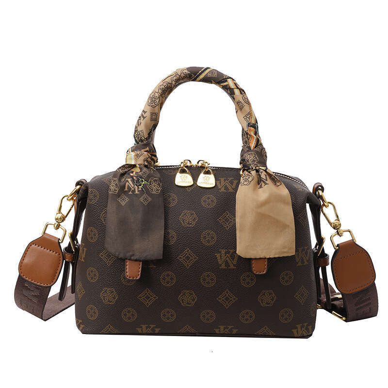 High-end Sense for Women 2025 New Large Capacity Elegant Handbag Versatile Fashion Single Shoulder Crossbody Bag