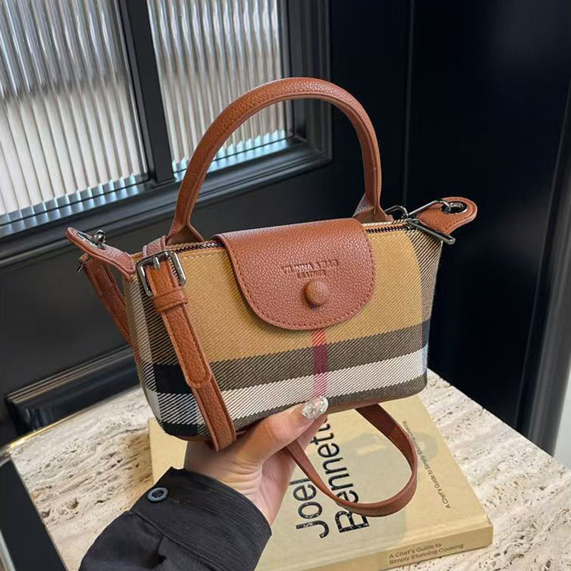 Designer bag Luxury bag Shoulder bag New women's bag Multi functional shoulder bag Horizontal mini letter canvas bag Canvas bag 20cm mini bag