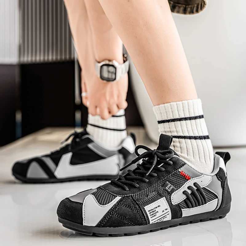 Canvas Fion Casual Thick-Soled Sneakers New Big Size Breathable Punk Sports Flat Sole Graffiti Mens Shoes Y250627