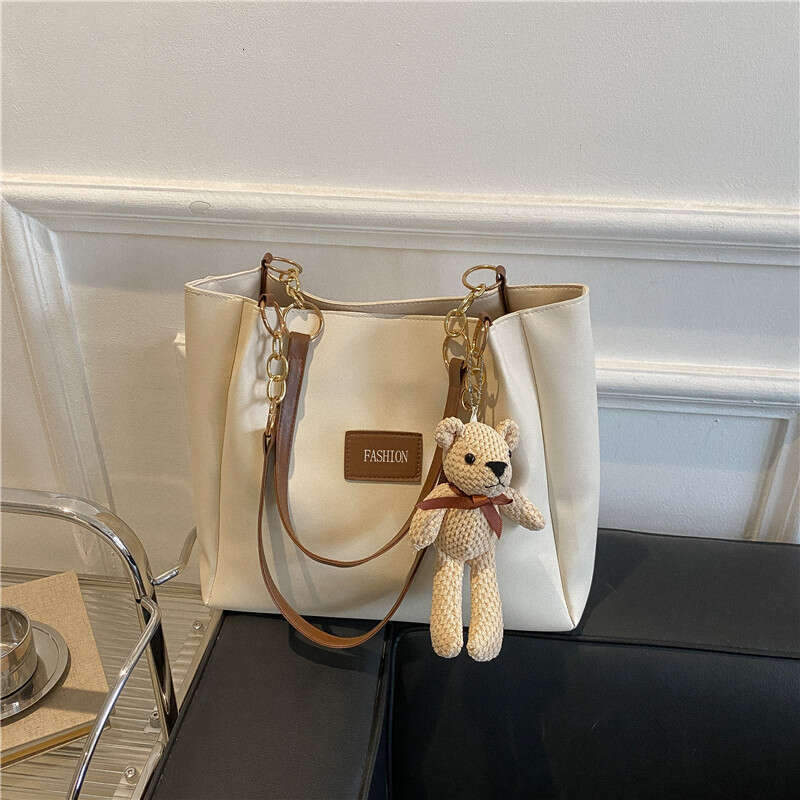 Trendy Large Capacity Tote for Women 2023 New Free shipping Fashion Casual Student Class Commuter Bag