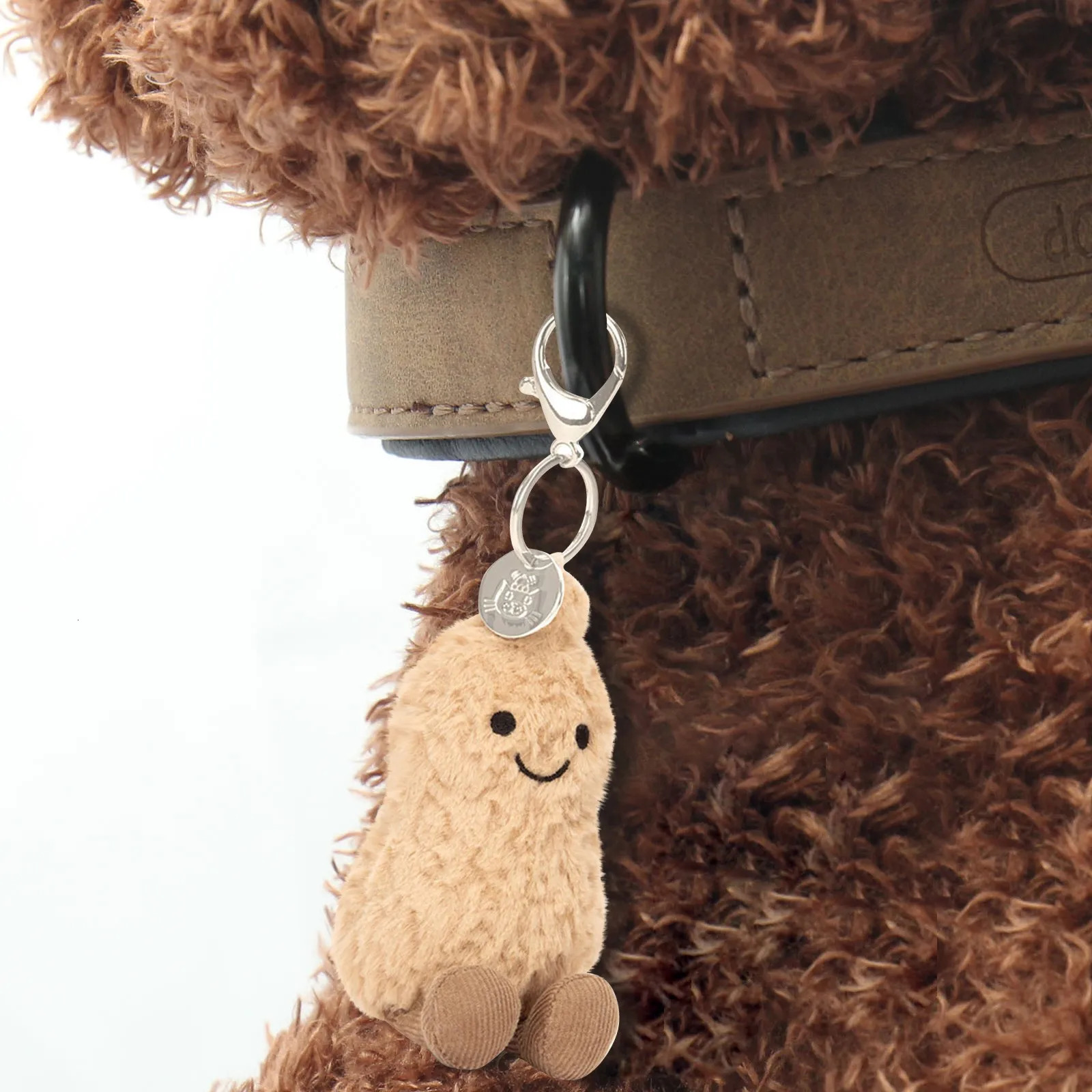 Mini Peanut Plush Keychain - Soft Stuffed Animal Toy Gift Cute Bag Decor Simulation Peanut Doll Portable Car Accessories 250618