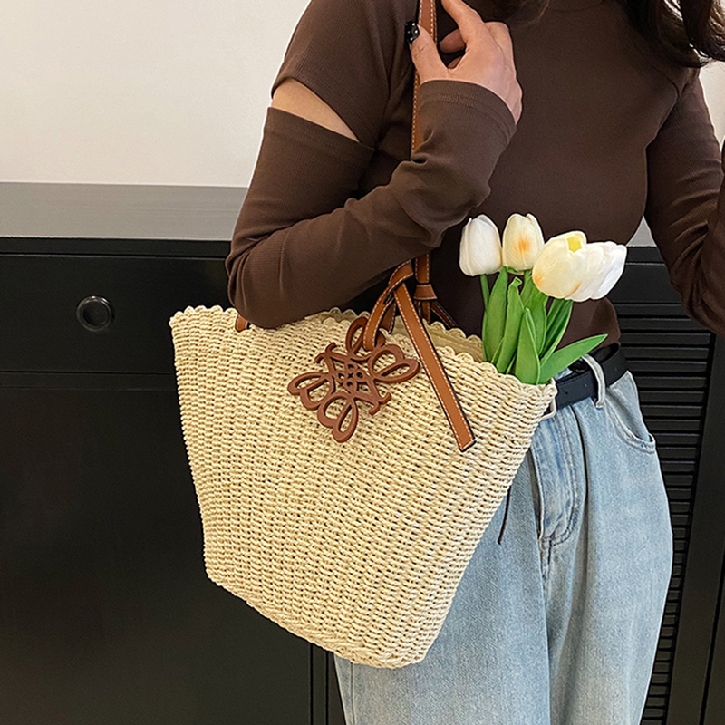 Straw Bag Tote Bag Designer Bag Fashion Shoulder Bag Woven Bag French Large Capacity Vegetable Basket Bag Summer Seaside Beach Bag Women's Crossb