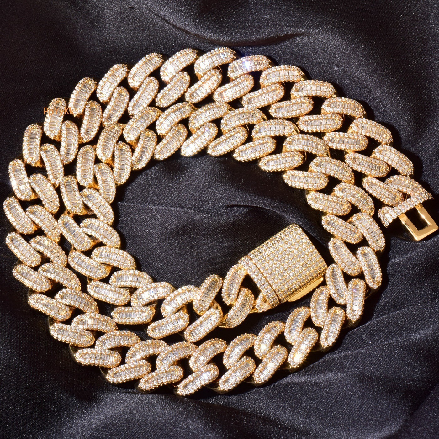 15mm Luxury VVS Moissanite Iced Out Hip Hop Cuban Chain Bling High-End Versatile Statement Jewelry