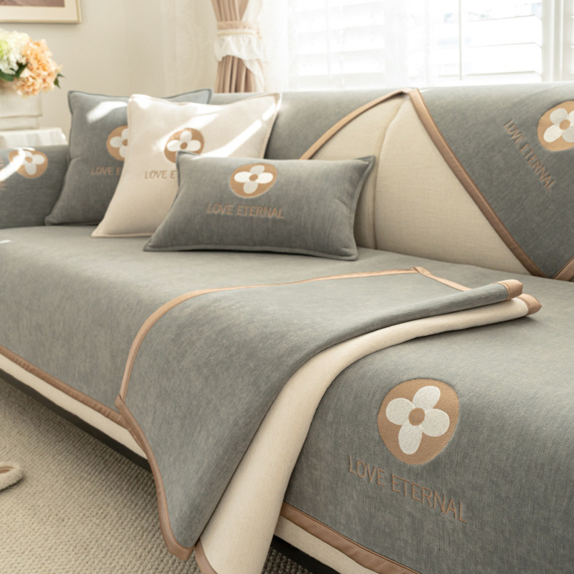 European Style Baby Velvet All Seasons 2025 New Simple Non-Slip Seat Cushion Universal Living Room Sofa Cover