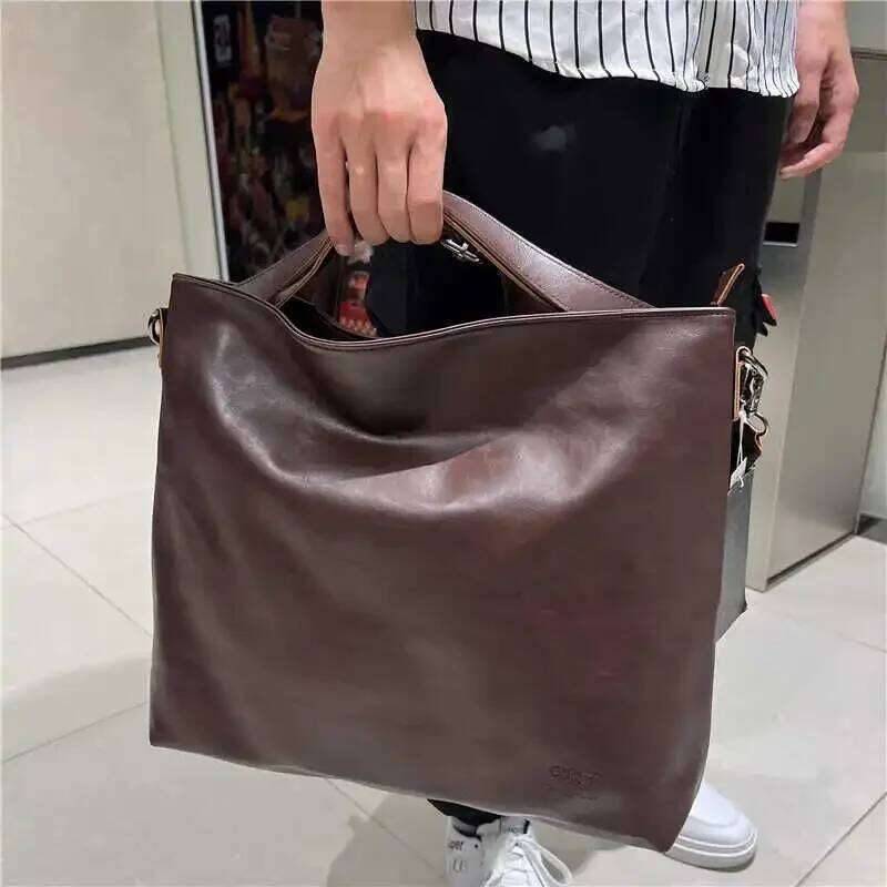 Women's Bags Designer Vintage Street Outdoor Handbag Simple Men's New Large Capacity Commuting Single Shoulder Women's Crossbody Bag