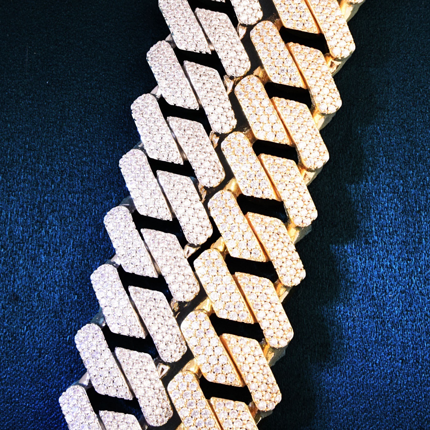 Luxury Gold Plated VVS Moissanite Iced Out Hip Hop Rhombus Cuban Chain Men's Versatile Edgy Bling Necklace Passes the Diamond Tester