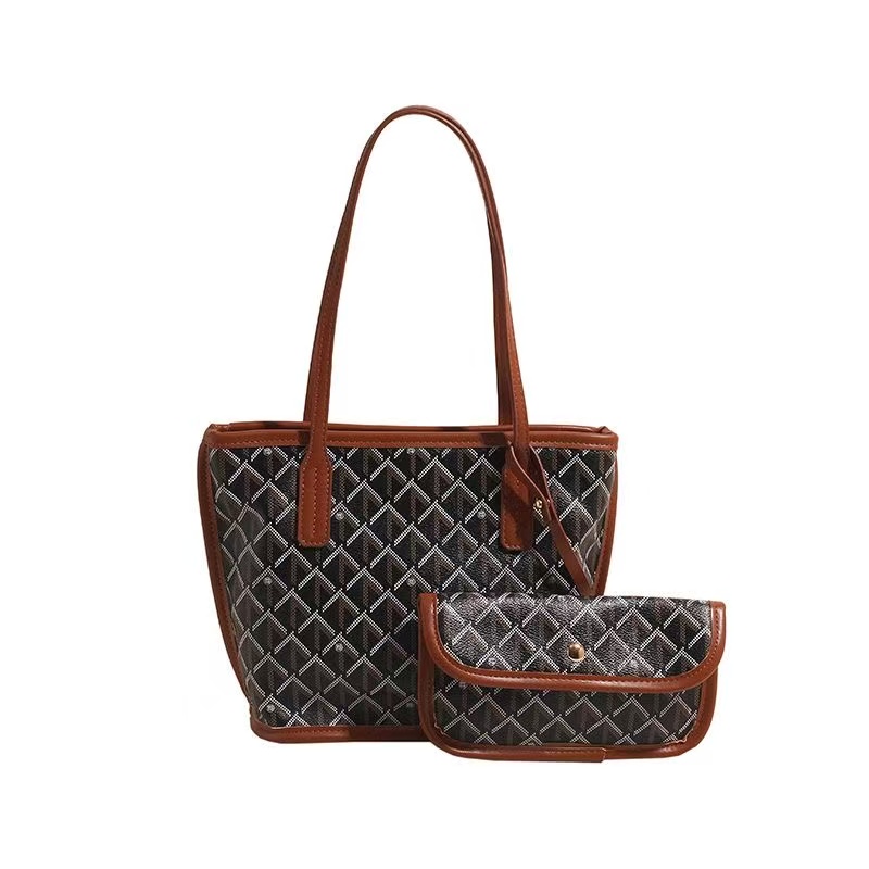 Designer bag shoulder bag tote bag luxurious and fashionable new style small cowhide vegetable basket handbag travel shopping bag large capacity versa