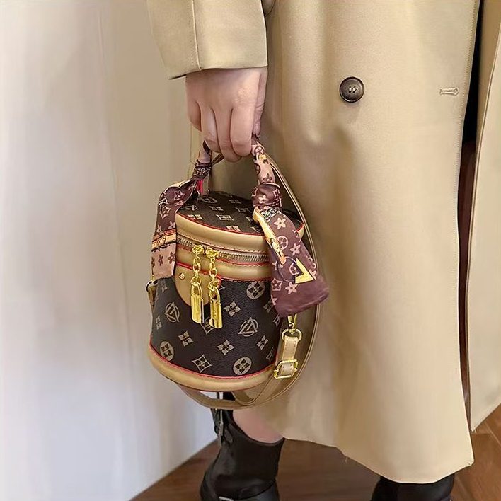 Designer Bags mini bags Bucket Bag Fashion Shoulder Bags Underarm Bags Women's Bags Luxury Chain Leather Bags Hundreds Luxury Printed Leather Emb