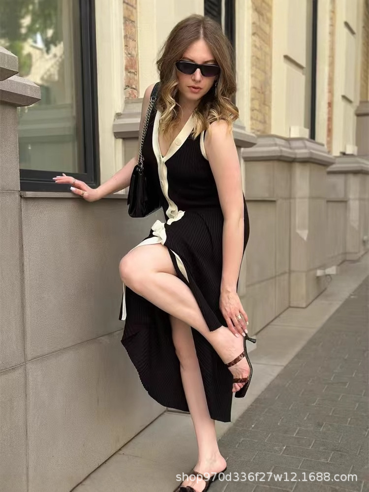 M627Fashion V-neck Sleeveless Single Breasted Skirt Sexy Summer Dress
