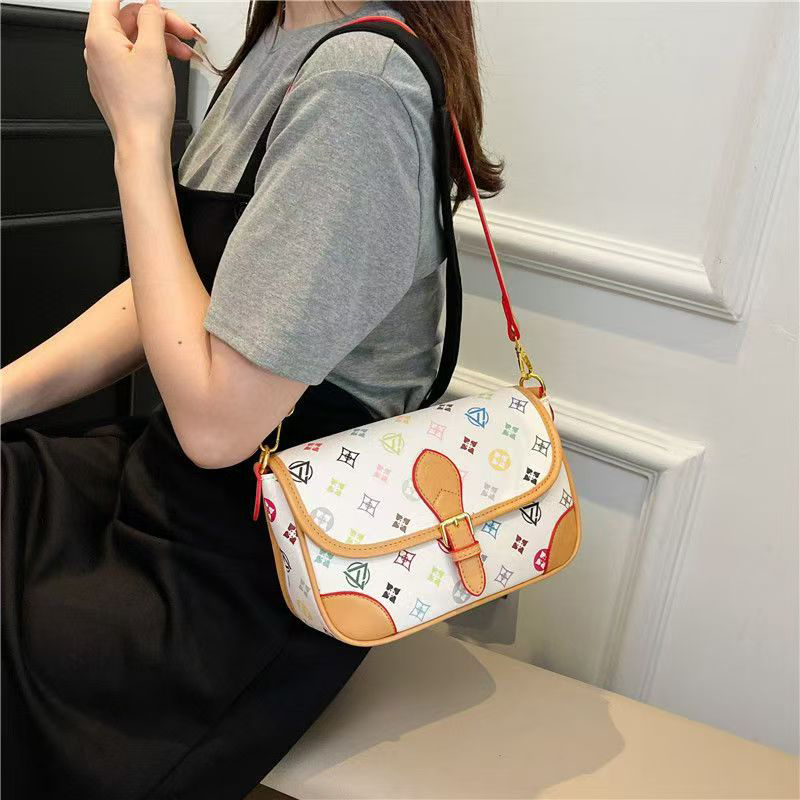 Designer bag, luxury bag, shoulder bag, crossbody bag, women's fashionable mini bag, high-quality baguette bag Brown bag Sancai