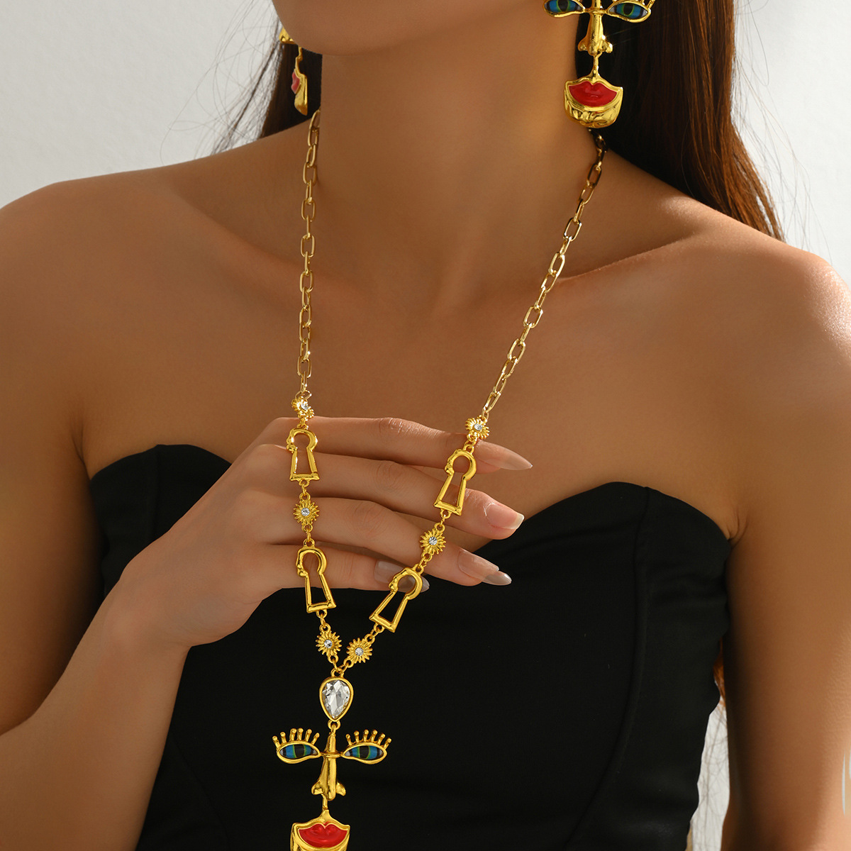 Vintage Style Jewel… - image