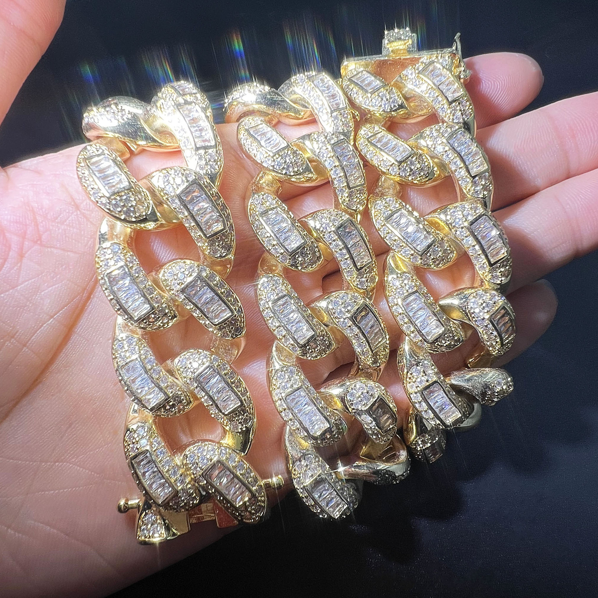 New Release 20mm Luxury Gold Plated VVS Moissanite Iced Out Hip Hop Step Cut Cuban Chain Edgy Bling Statement Jewelry Passes the Diamond Tester