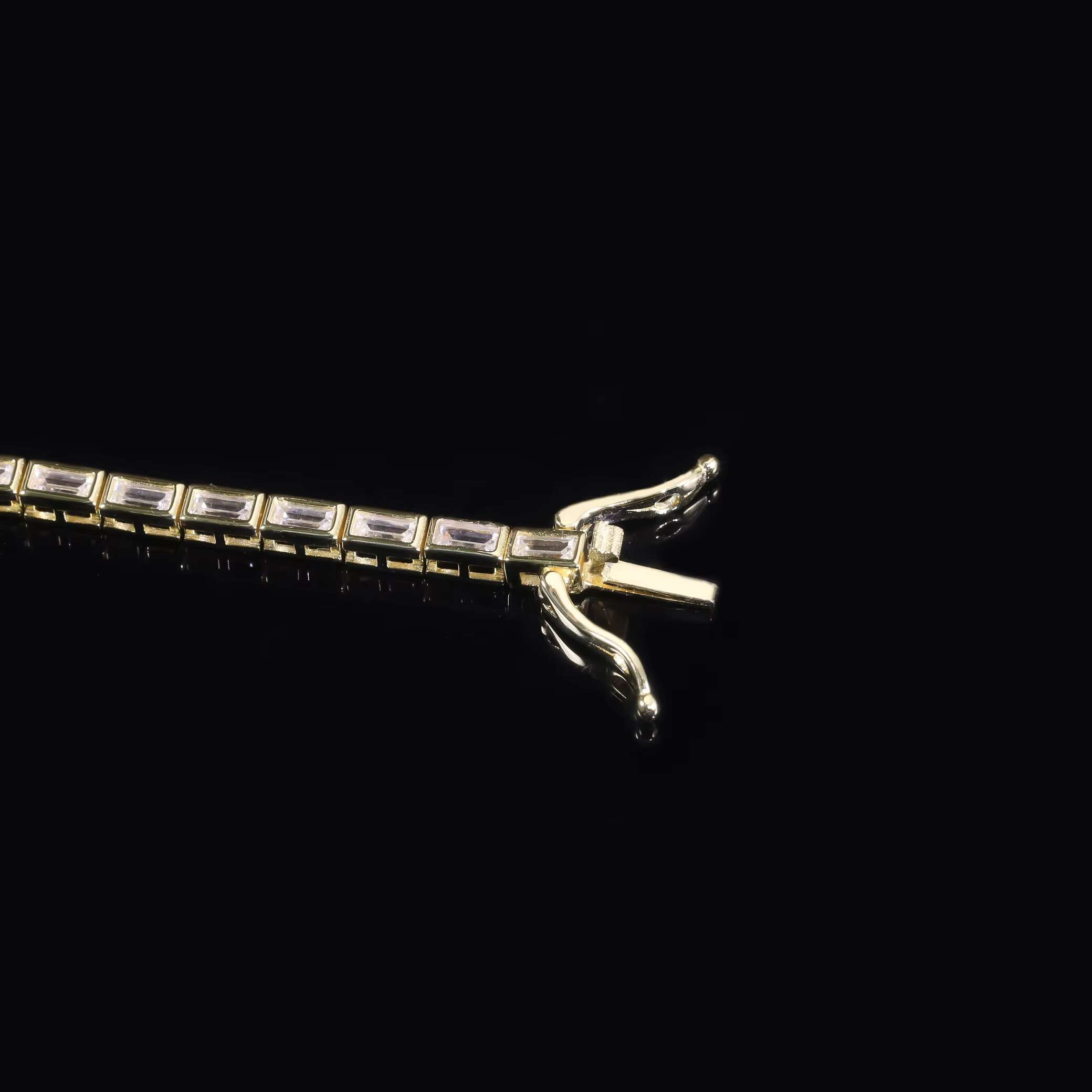 Factory Direct Sales Trendy PT950 14K Yellow Gold Bezel Setting Baguette Cut Lab Grown Diamond Tennis Bracelets with Certificate