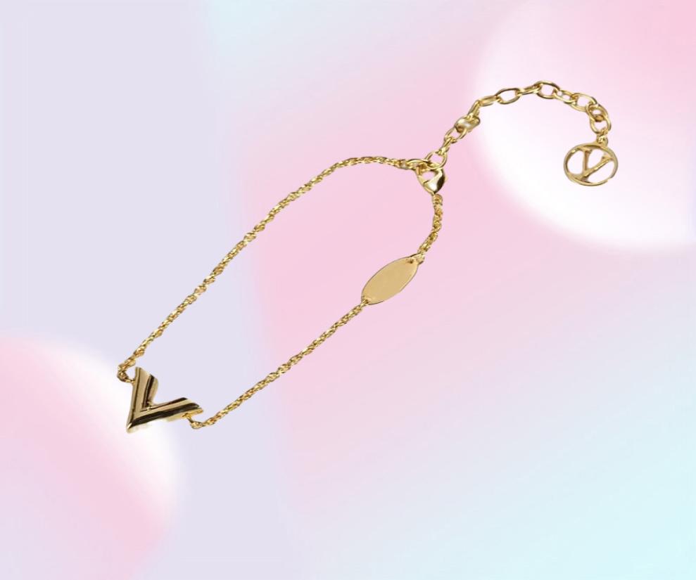 Fashion Designer Necklace Bracelet Pendant Charm Bracelets Gold Necklace Women Necklaces Bangles Luxury Pendants Chain 2202237D1591626