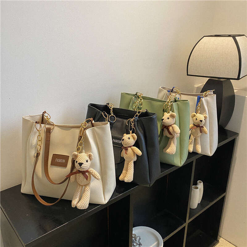 Trendy Large Capacity Tote for Women 2023 New Free shipping Fashion Casual Student Class Commuter Bag