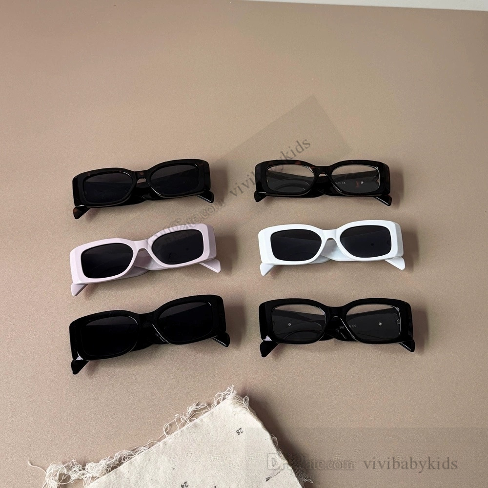 Lady style Kids INS girls leopard metal letter square frame sunglasses summer children Uv 400 goggles beach sunblock shade S1698 Z260305