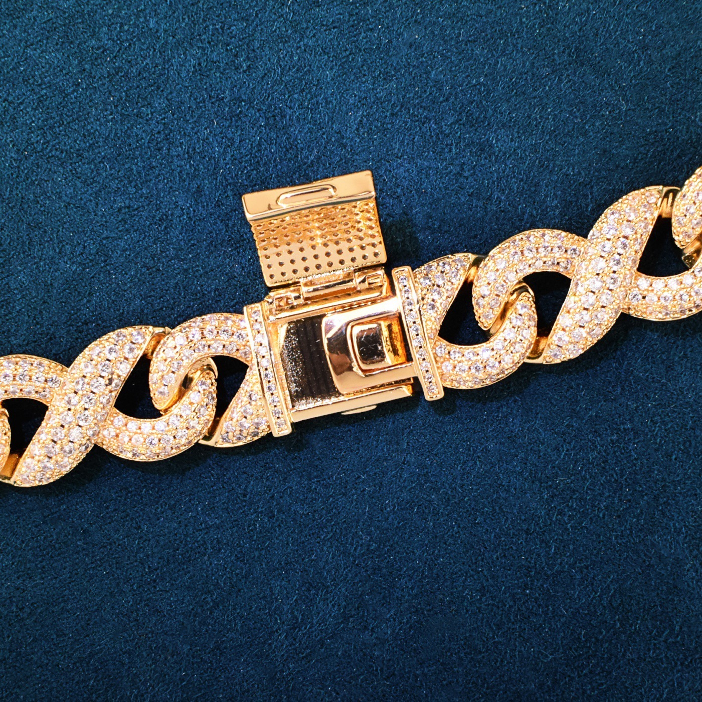 15mm Luxury VVS Moissanite Iced Out Hip Hop Infinity Loop Cuban Chain Full Diamond Statement Jewelry Passes the Diamond Tester