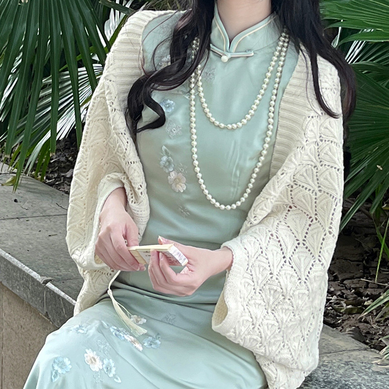 K1152 2024 spring new style elegant new Chinese cheongsam with shawl simple niche young female national style
