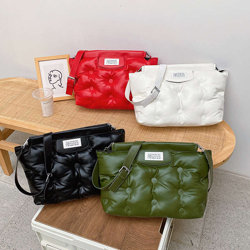 Designer Bag Down Pillow New Space Cotton Lazy Handbag Large Capacity Women's Cloud Crossbody Bag