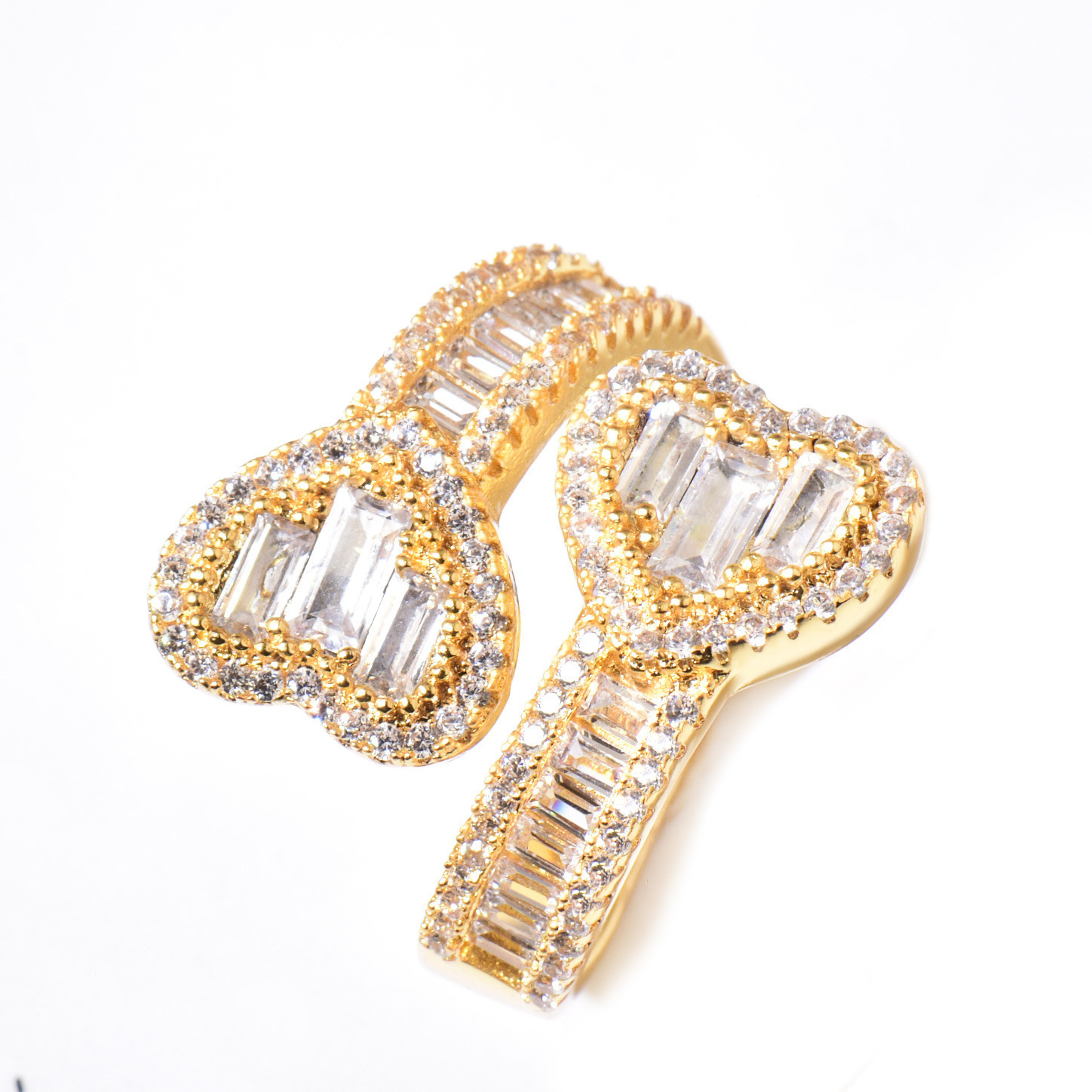 High-Quality VVS Moissanite Iced Out Heart Open Ring Unisex Hip Hop Edgy Trendy Bling Versatile Jewelry Passes the Diamond Tester
