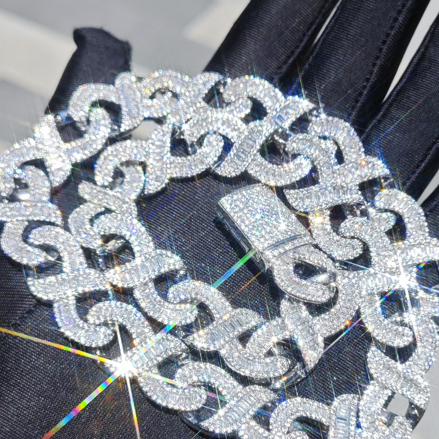 Luxury VVS Moissanite Iced Out Hip Hop Streetwear Bling Unisex Versatile Statement Jewelry Passes the Diamond Tester