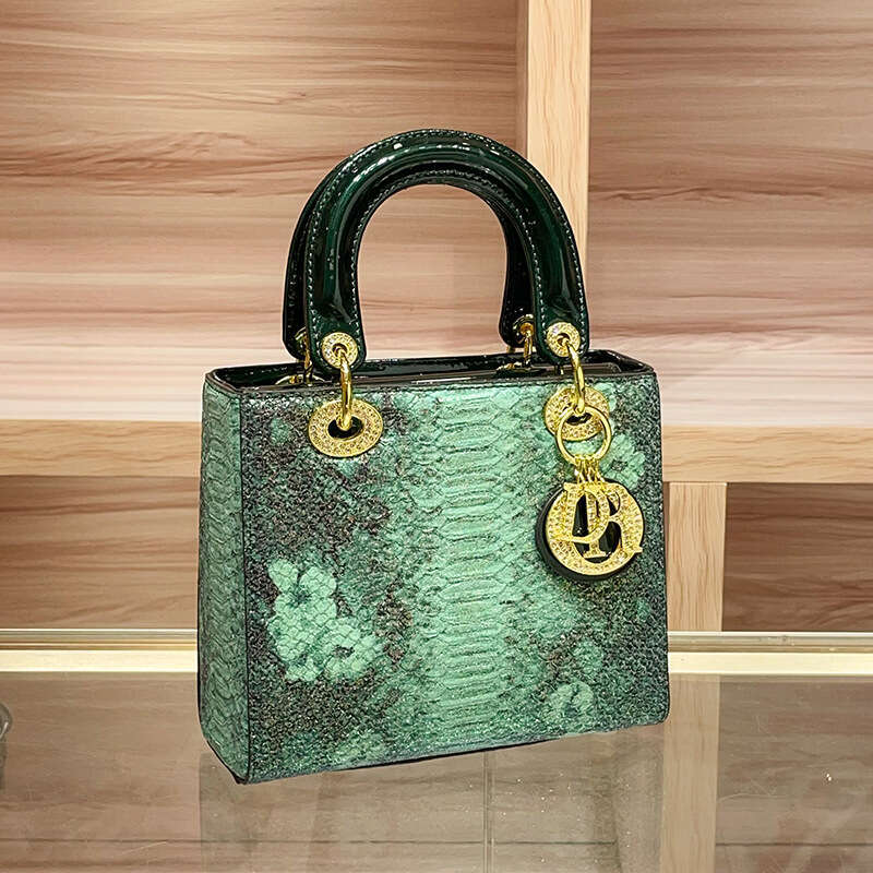 2025 Designer Women's Bag High-end Light Luxury Niche Snake Skin Pattern Handbag Daifei Handbag Women's 2025 New Single Shoulder Crossbody S