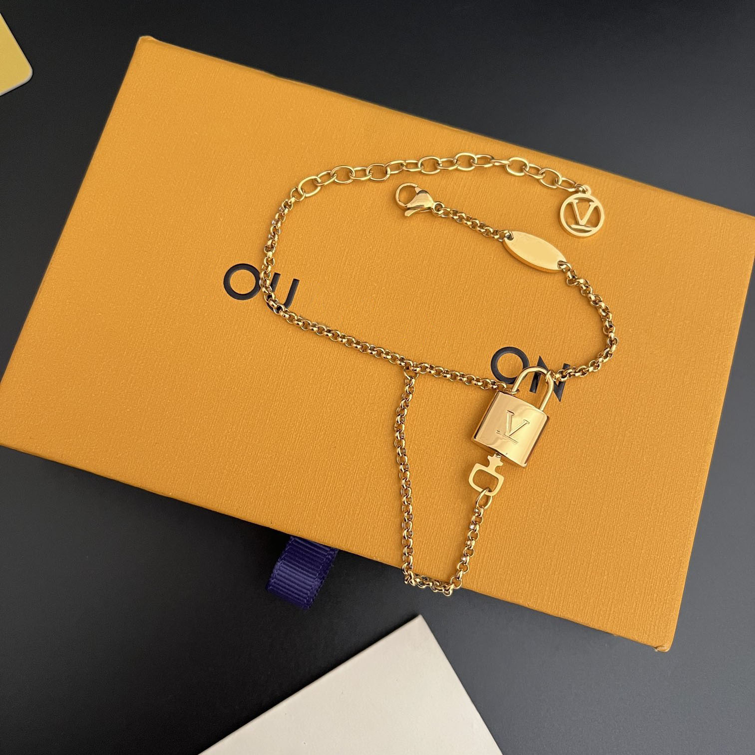 Designer Bracelet Bangle Top Quality Bracelet Women's Stainless Steel Fashion Jewelry Gift Accessories Wedding Party Luxury Jewelry Crystal Letter Chain Bracelet