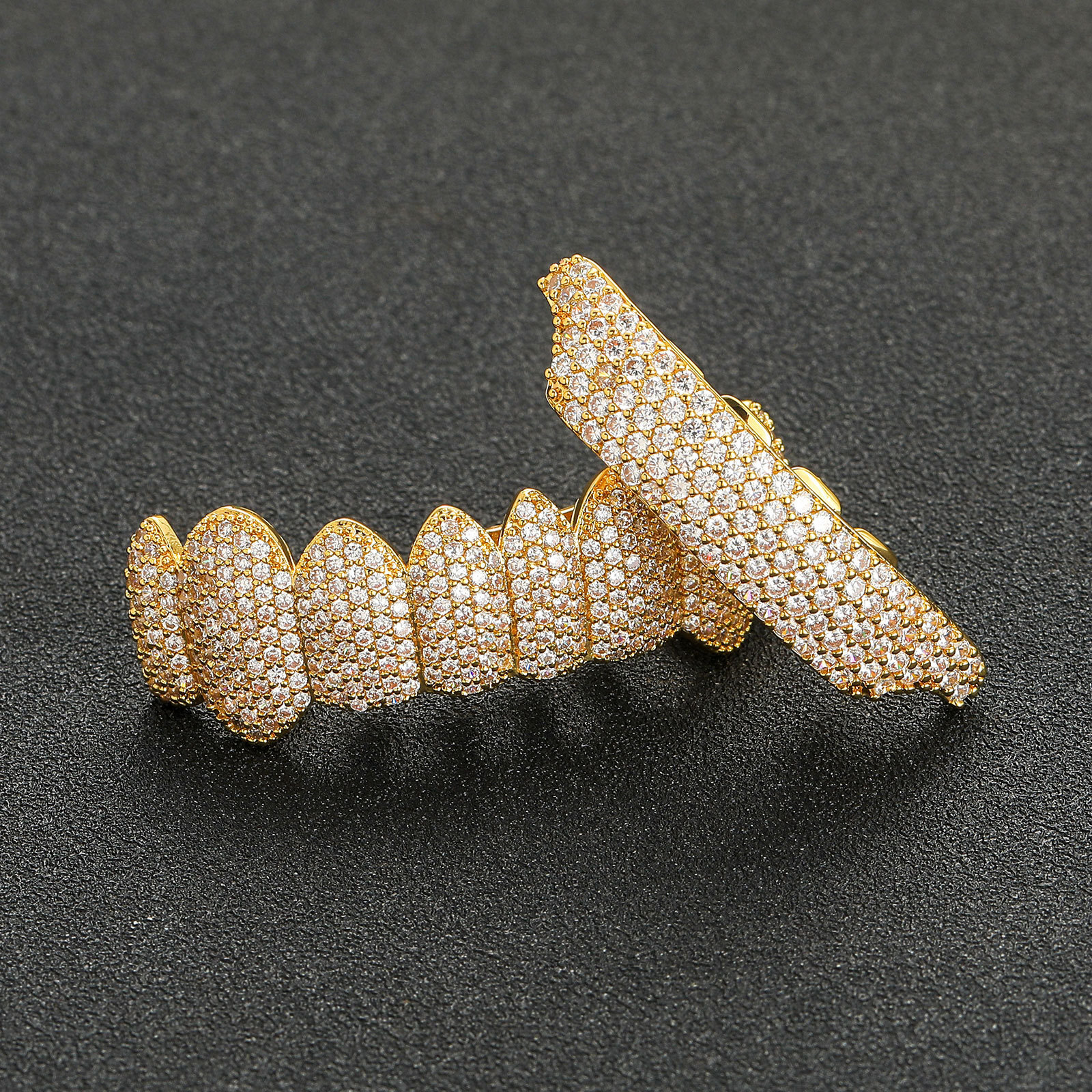 new arrival hip hop 8-teeth iced out luxury fashion halloween grillz accessories Rapper Costume Accessories