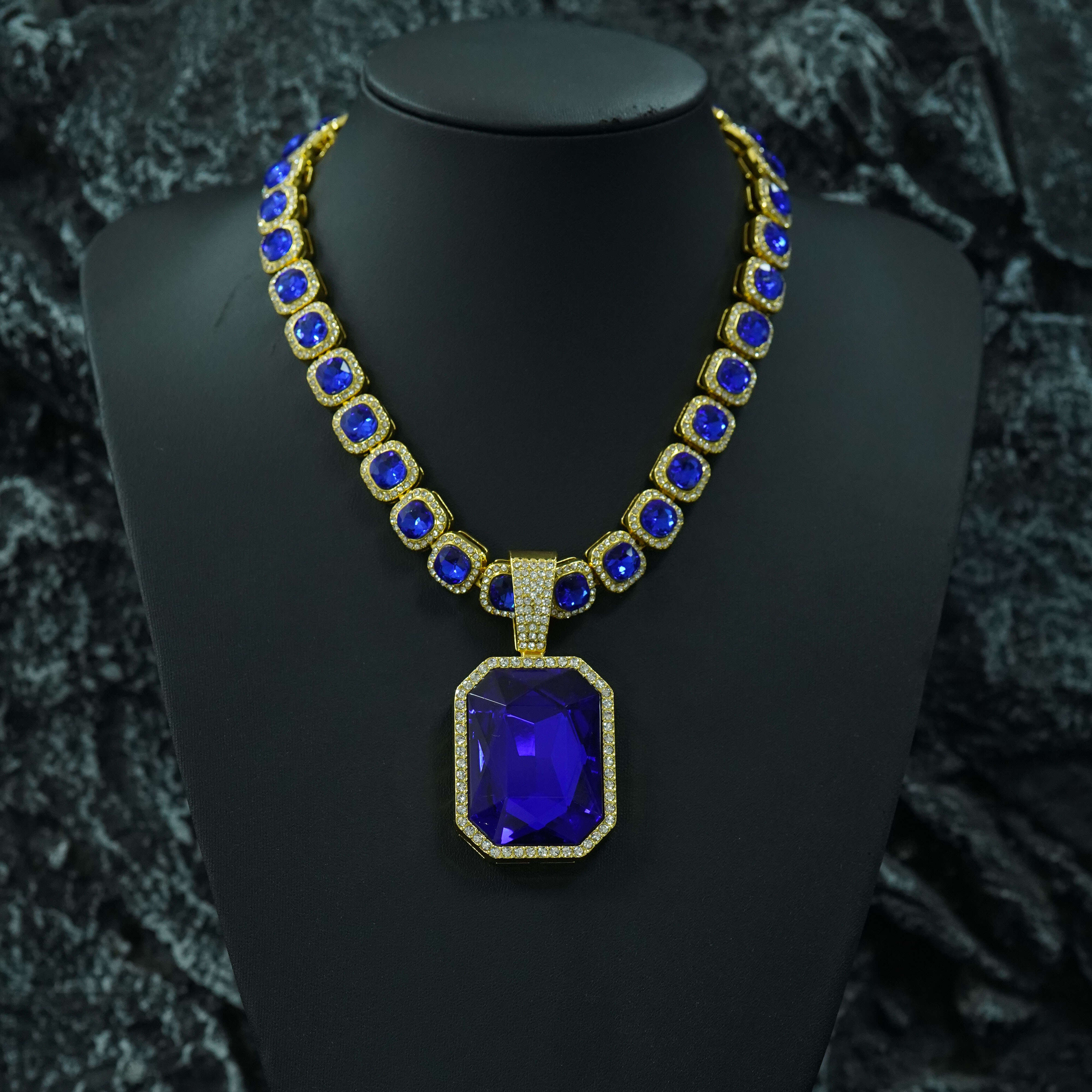 Mens Classic Iced Out Necklace Jewelry Colorful Diamond Cuban Chain with Big Gem Stone Pendant for Party for Children