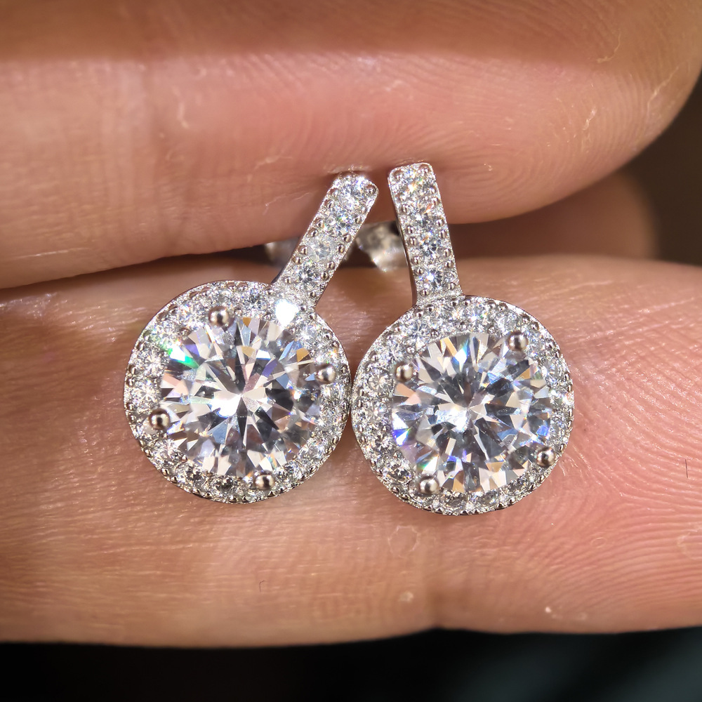 Rulalei Ins Top Sell Stud Earrings Luxury Jewelry Pure 925 Sterling Silver Round Cut 1Ct White Lab Moissanite Diamond Party Women Elegant Lady Ear Gif