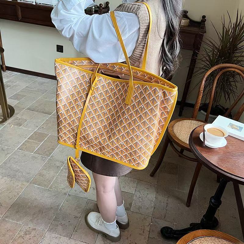 2025 Designer bag tote bag double-sided dual-use calf leather tote bag shopping bag single shoulder handbag mini women's green version beach bag 