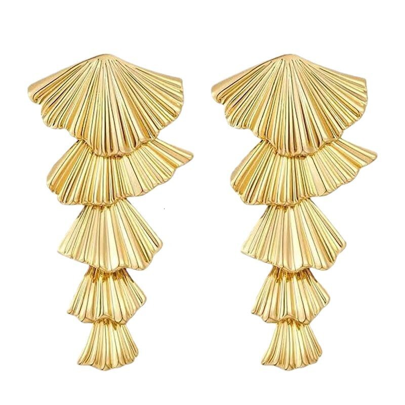 Free shipping designer jewelry Exaggerated Earrings with High-end Feel Gold Ginkgo Leaf Tassel Drop Earrings Fashion Accessories Niche Design Ear Jewe