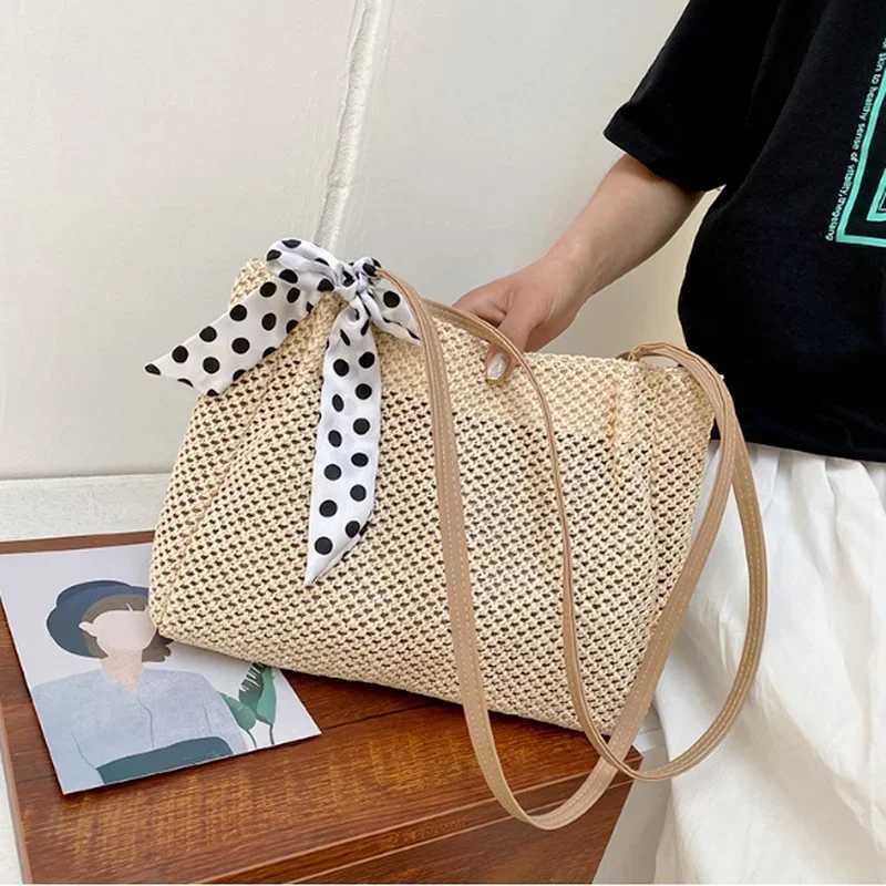 Straw Woven Large Capacity Fashionable Scarf Handbag Spring New Versatile Ins Single Shoulder Armpit Bag Tote Bag Bucket Bag XJ250627