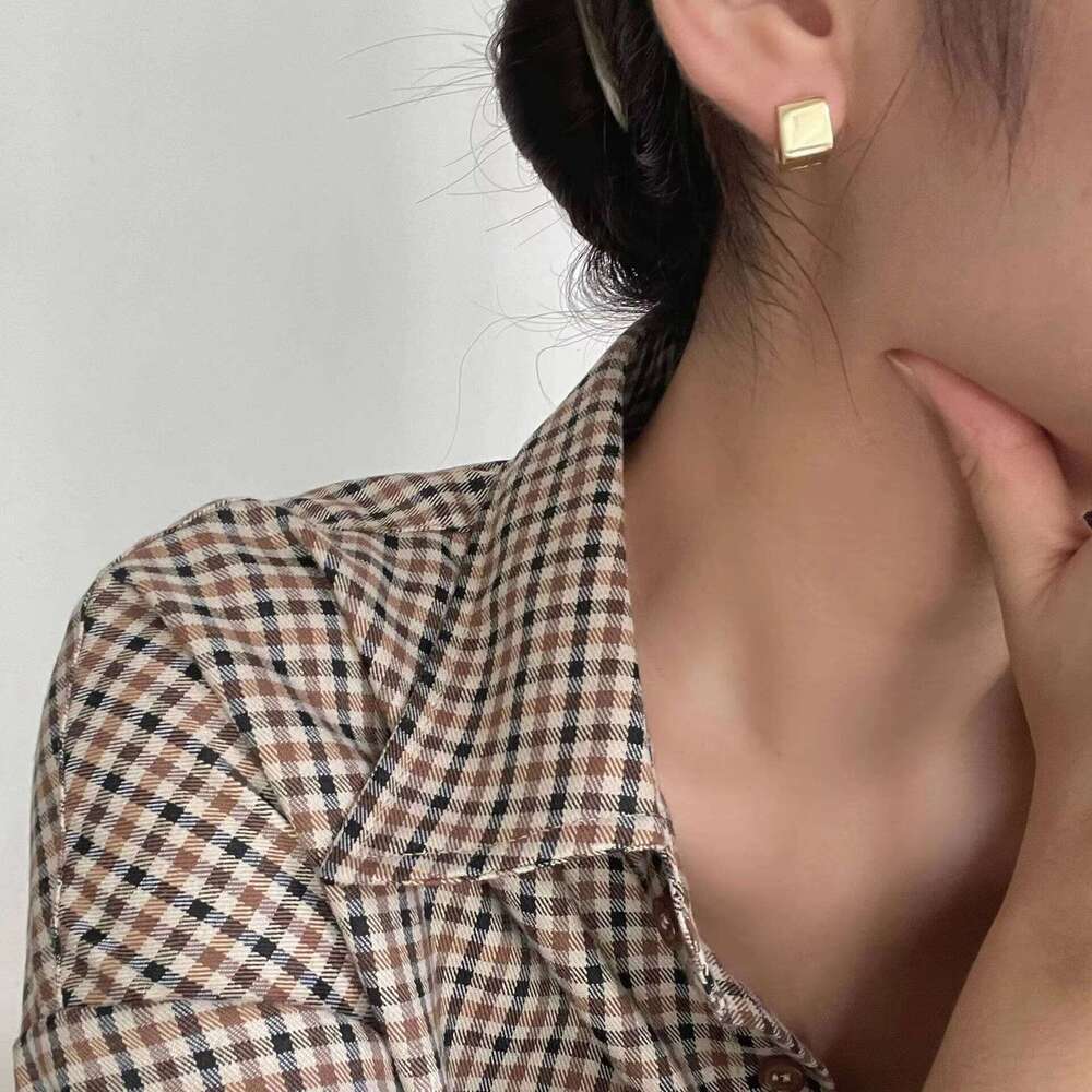 Sterling Sier Square Wide Edition Hies Earring Button Ear Nail Fashion Woman Hoop Earrings