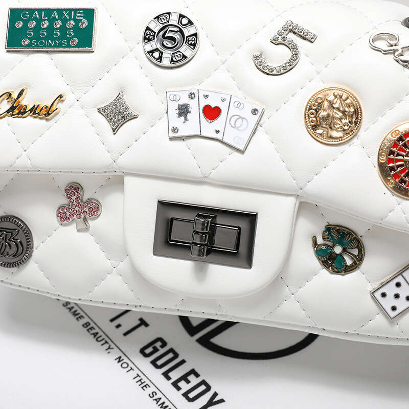 Hong Kong Genuine Leather Luxury Brand Medal Bag Chain Small Bag Designer Women's Bag 2025 New Single Shoulder Crossbody Bag Women's Trendy 