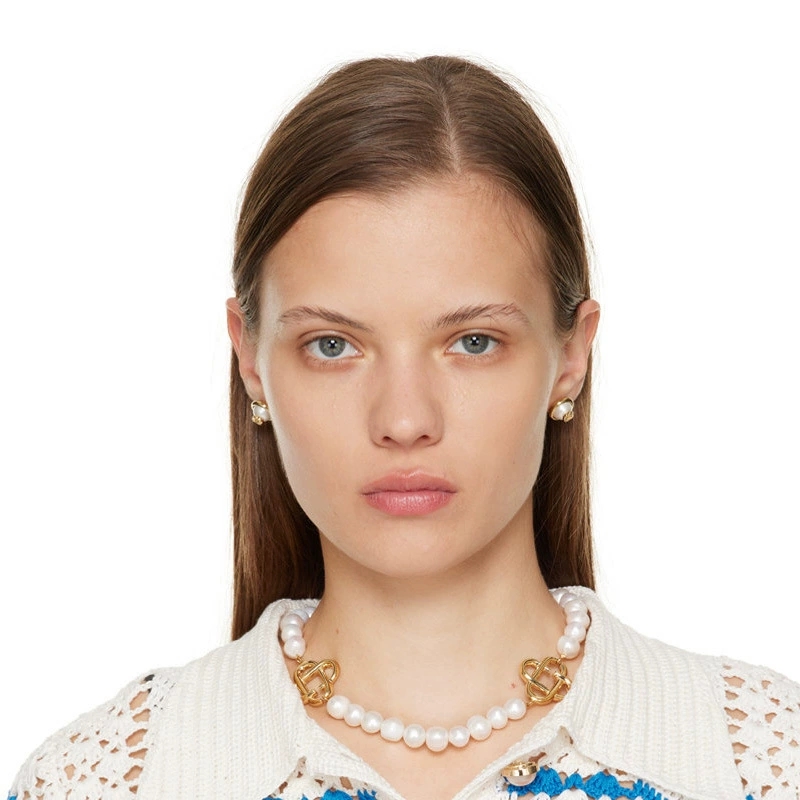 Pearl sweater necklace, women's collarbone chain, niche light luxury design sense collar, four-leaf clover fashion neck accessory