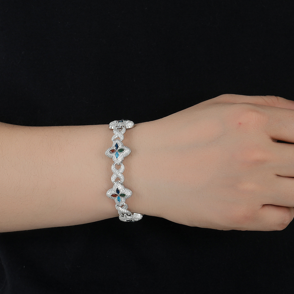Unisex Pink Moissanite Iced Out Four Leaf Clover Bracelet Hip Hop Stylish Cool Luxury Bling Bling Accessory Pass the diamond tester