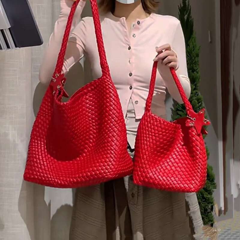 Free shipping fashion designer bag Luxury bag Red Handwoven Bucket Women's Handbag Commuter Underarm Shoulder Large Capacity Tote Bag
