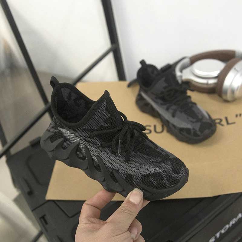 2025 Autumn Sles Boys Sneakers Childrens Shoes Breathable Mesh Shoes Fly Weaving Girls Casual Shoes Soft Sole Baby XJ250628