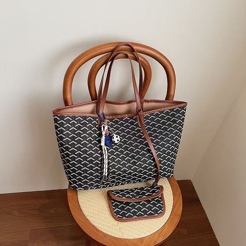 2025 Designer bag tote bag double-sided dual-use calf leather tote bag shopping bag single shoulder handbag mini women's green version beach bag 