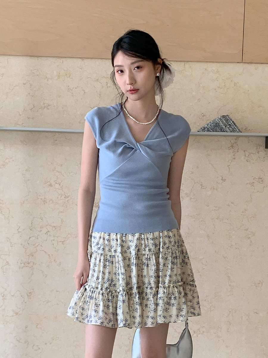 DR170 Sleeveless Sweater Women Korean Style All-match Solid Color V-neck Top