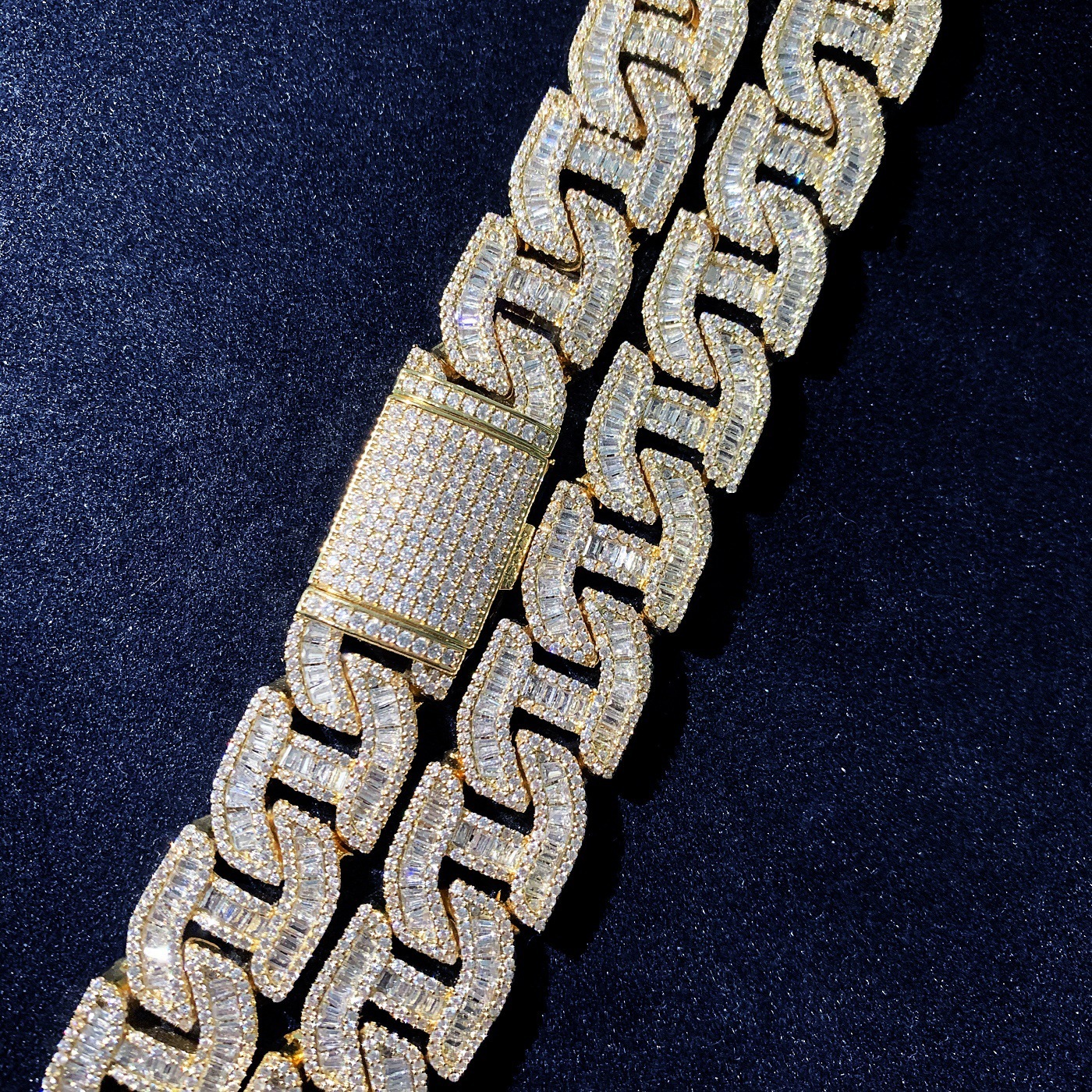 16mm Luxury VVS Moissanite Irregular Iced Out Hip Hop Cuban Chain High-Quality Multi-Size Edgy Statement Jewelry Pass the diamond tester