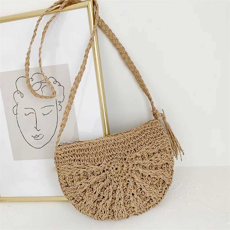 New Half Round for Women Summer Beach Rattan Bag Handmade Woven Half Moon Crossbody Handbags Bohemia XJ250718