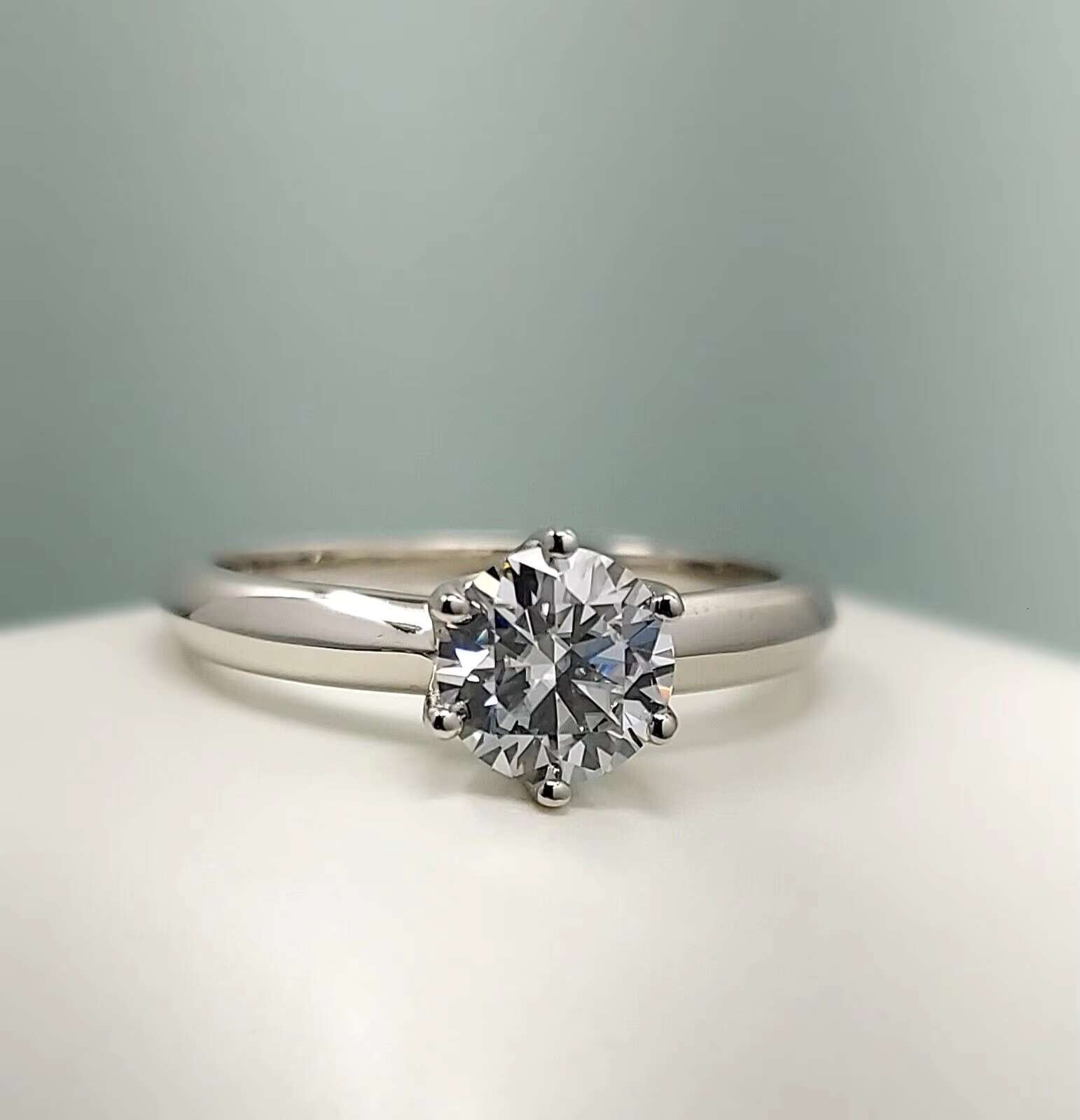 Mejuri Jewelrys Unique Designs Sterling Silver 925 Moissanite Ring with Round Cut Diamond Gold Plated